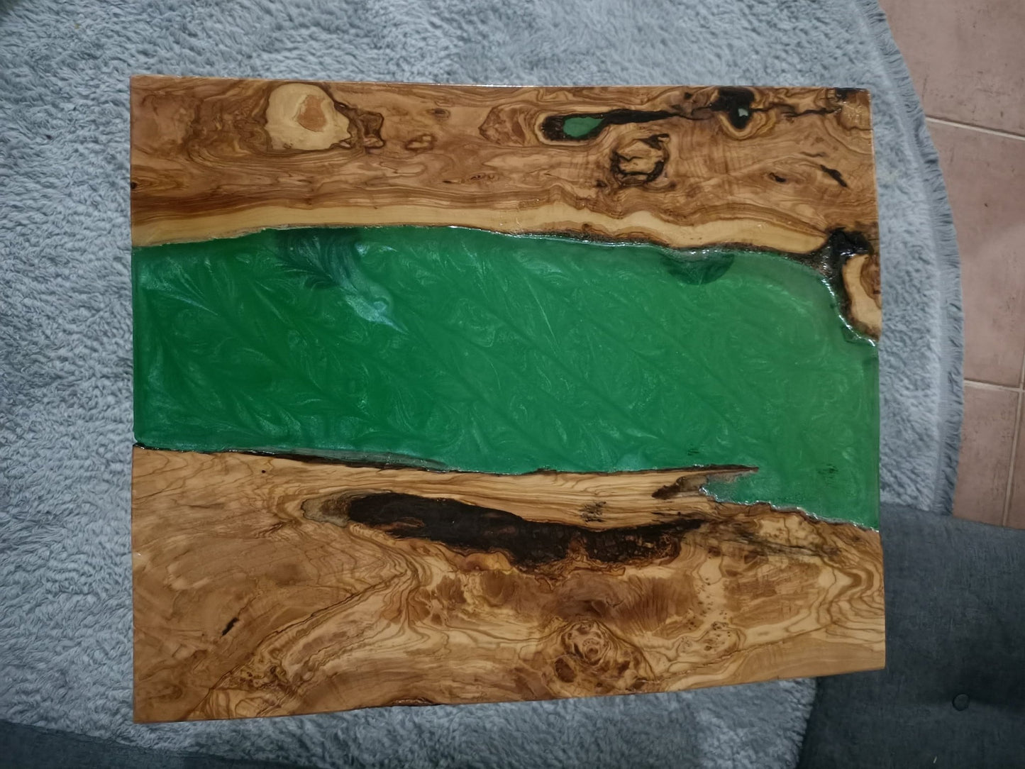 Olive Epoxy Table 20"
