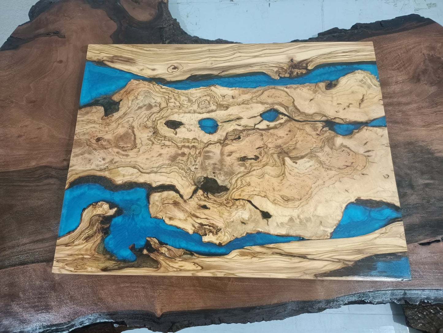 Olive Epoxy Table 20"