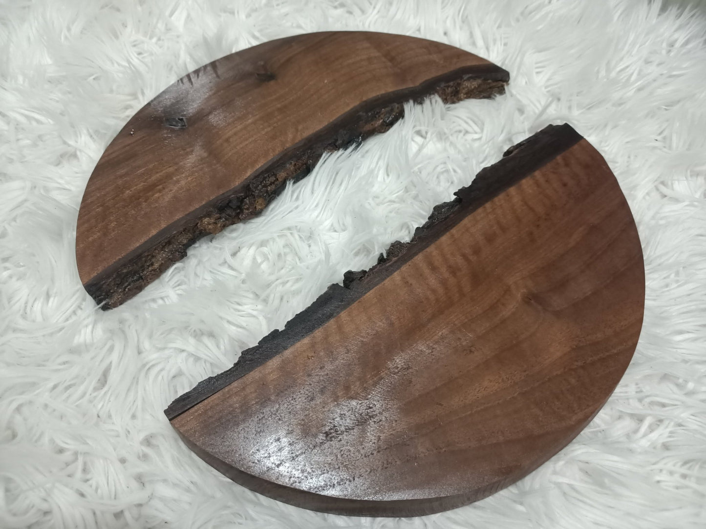 Round Walnut Slabs 16"-20"