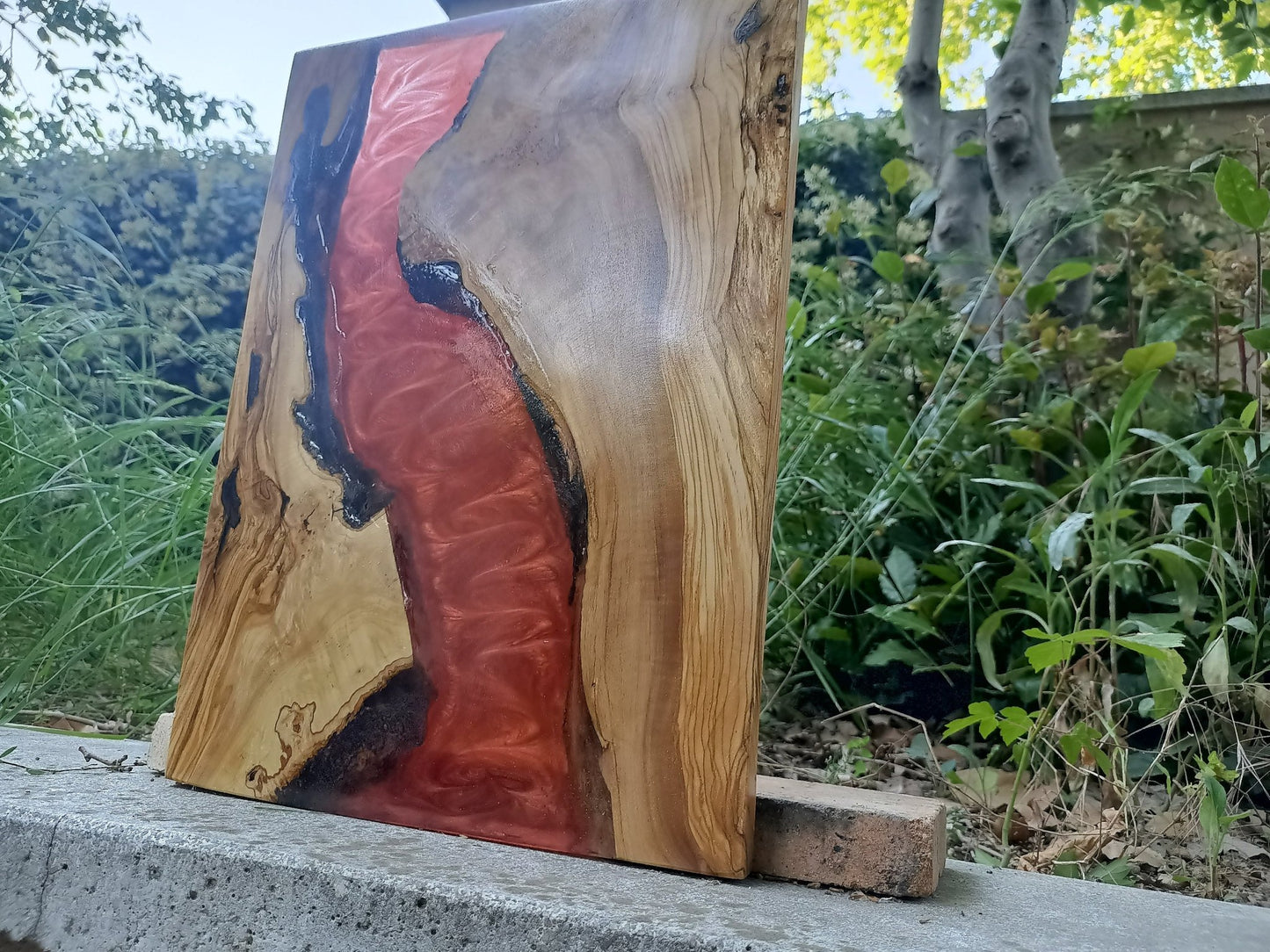 Epoxy Olive Root 16"