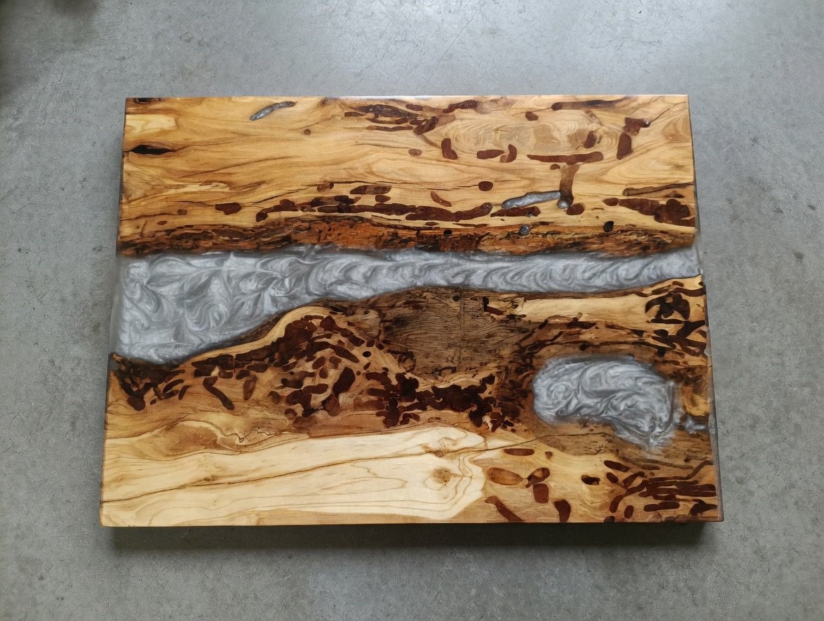 Epoxy Olive Root 16" Cuting Board