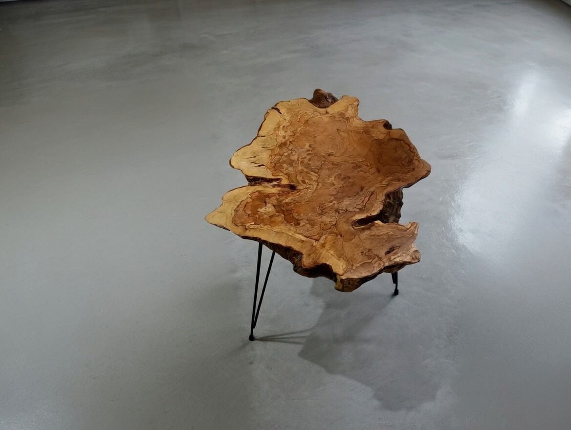 Olive Coffee Table 16" - 20"