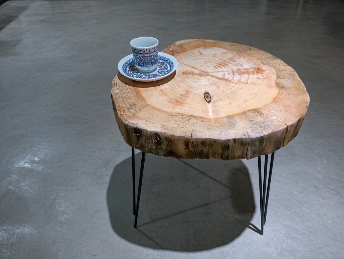 Willow Coffee Table 16"